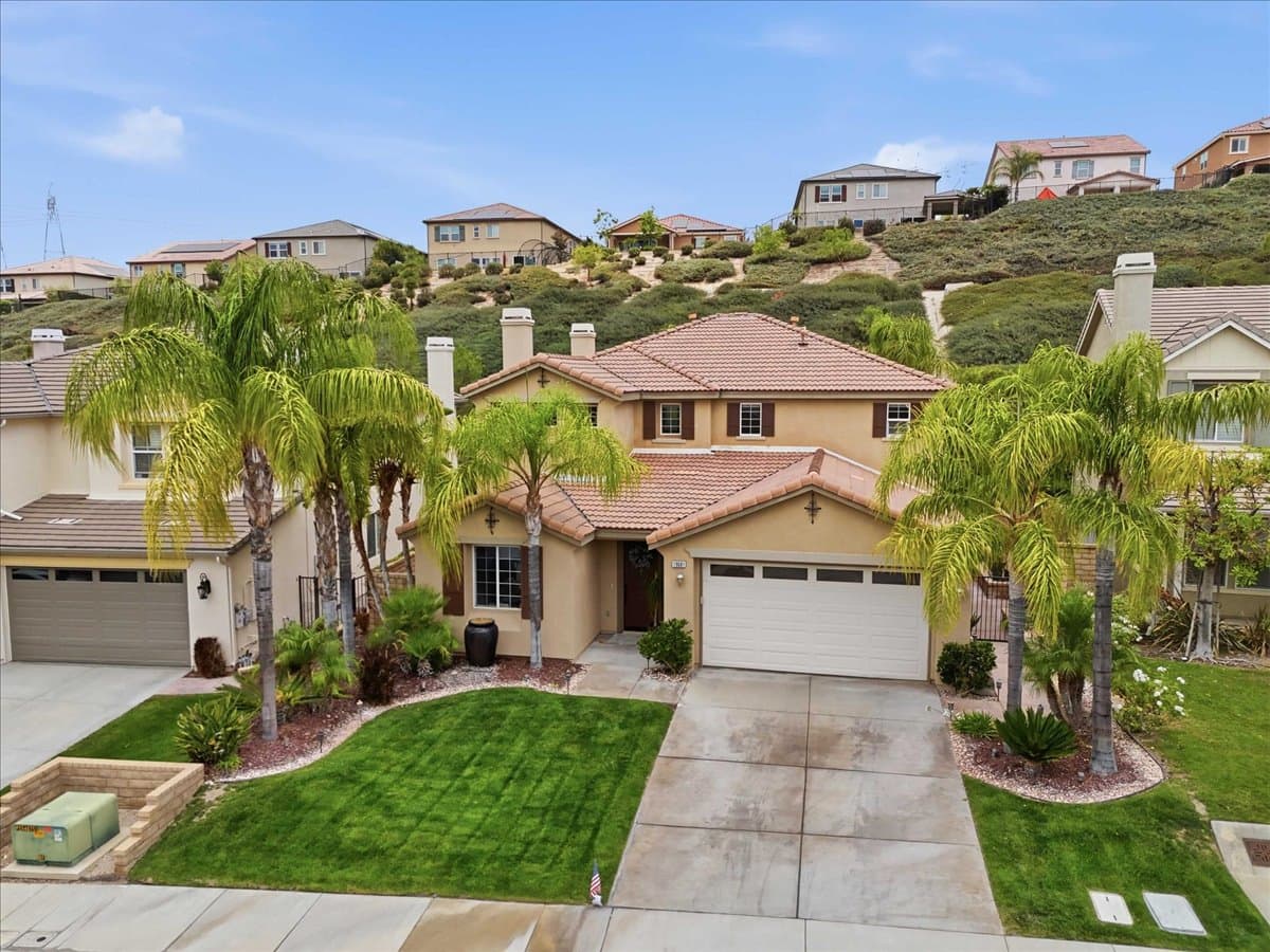 Beautiful Saugus Home!